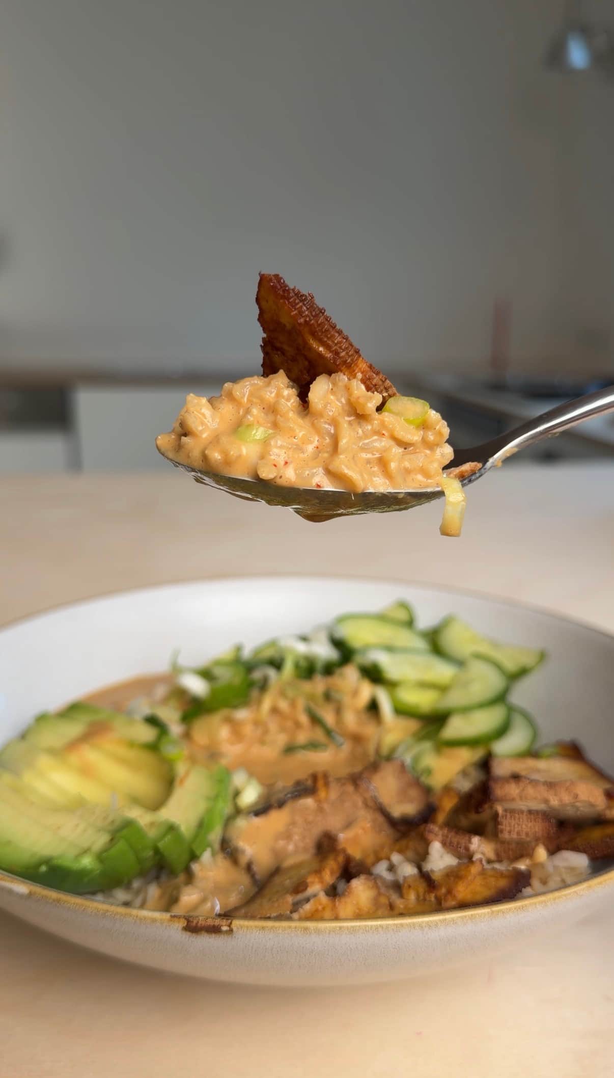 Erdnuss-Tofu-Bowl - Rezeptbild
