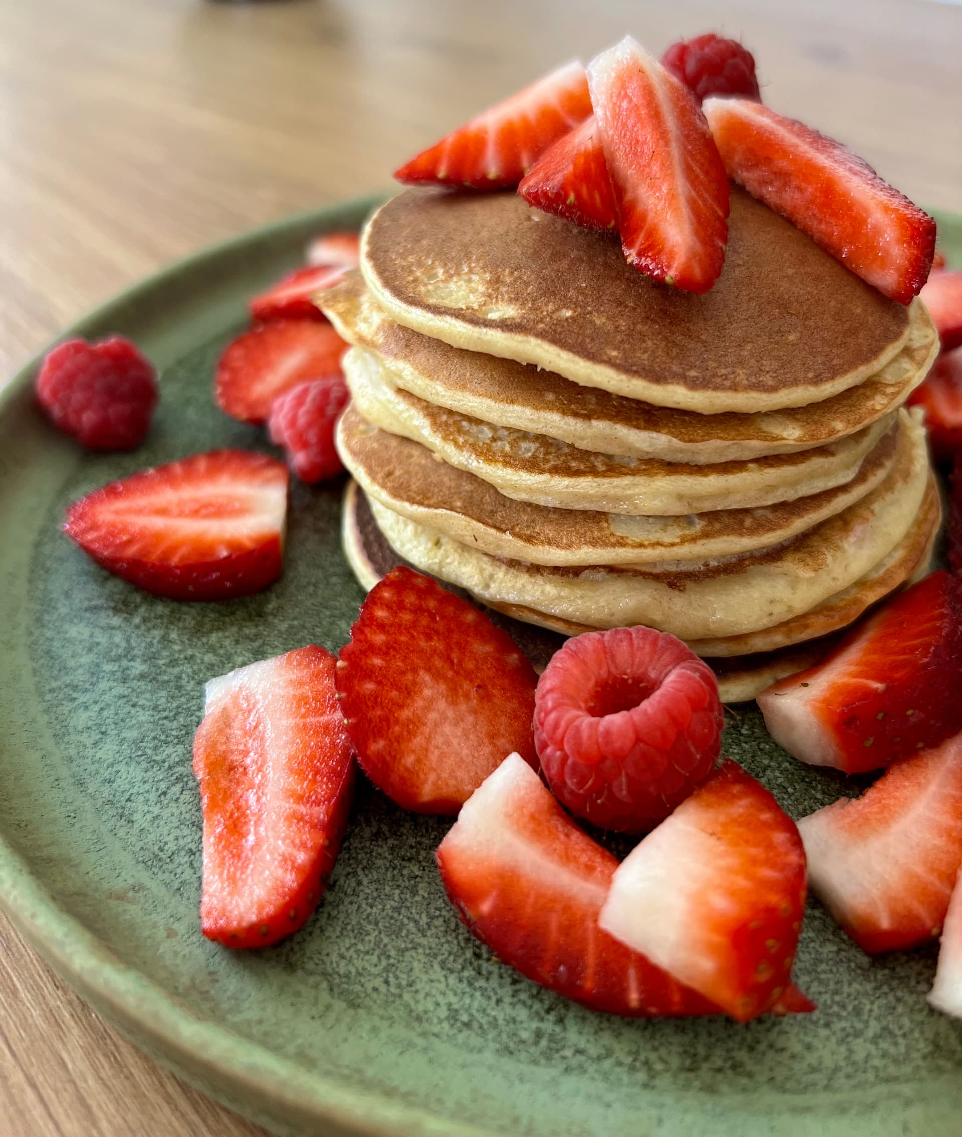 Gesunde Pancakes mit Beeren