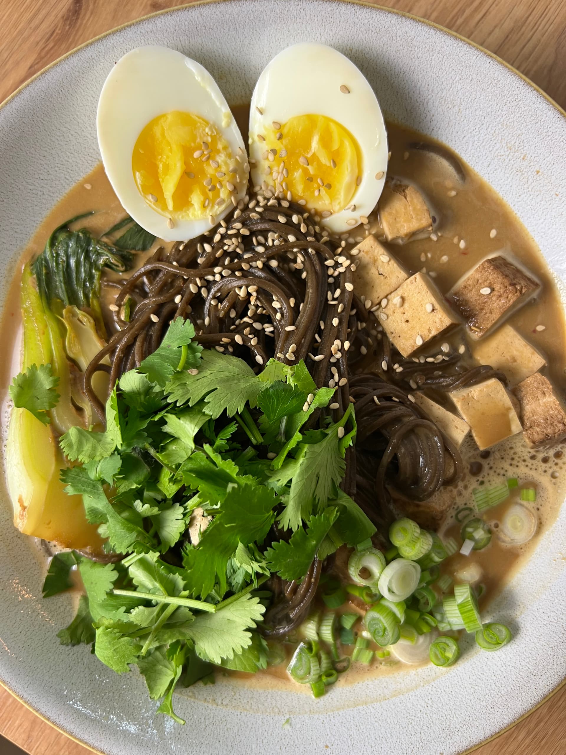 One-Pot Ramen mit Räuchertofu
