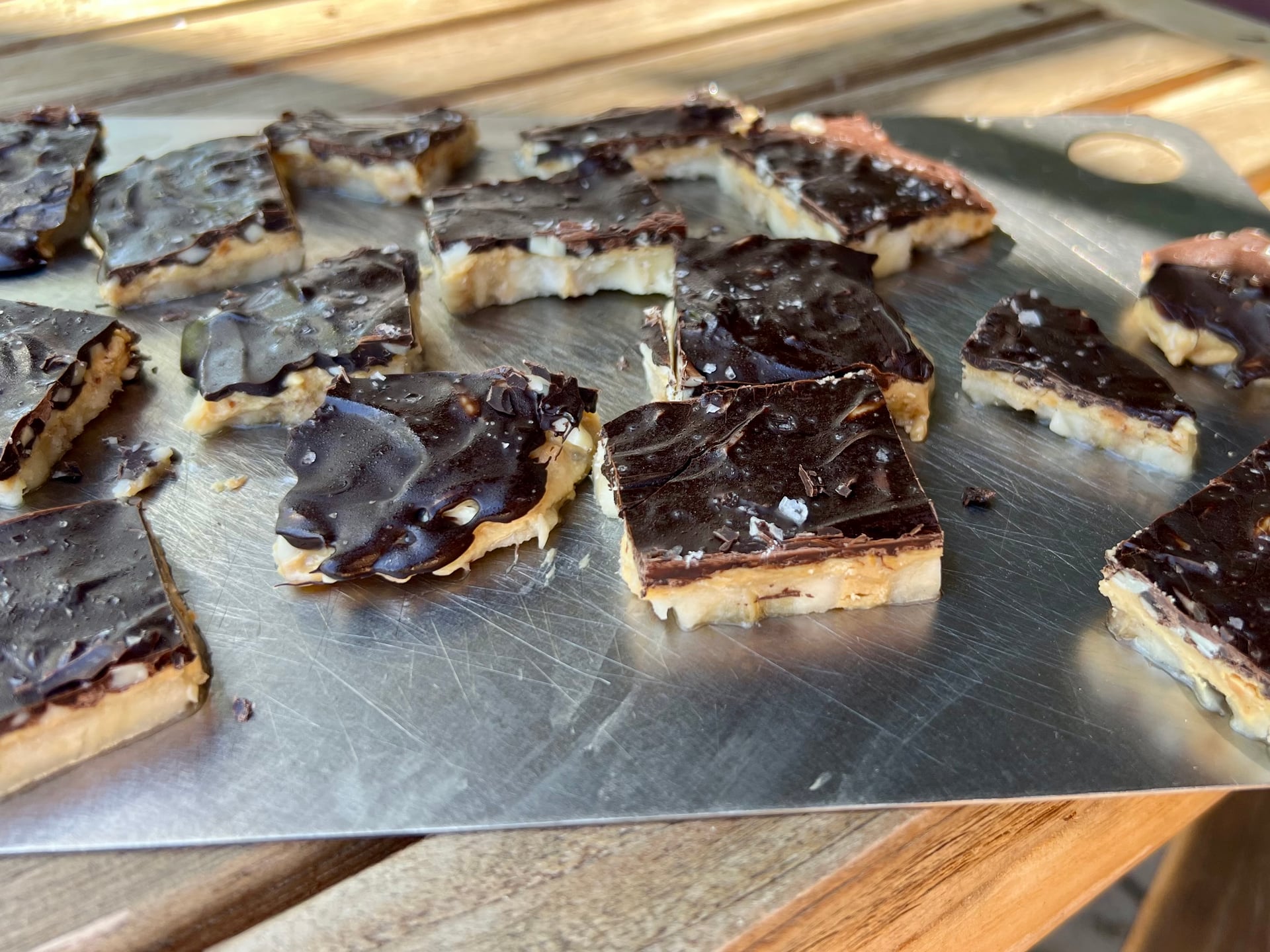 Frozen Choco Almond Treats