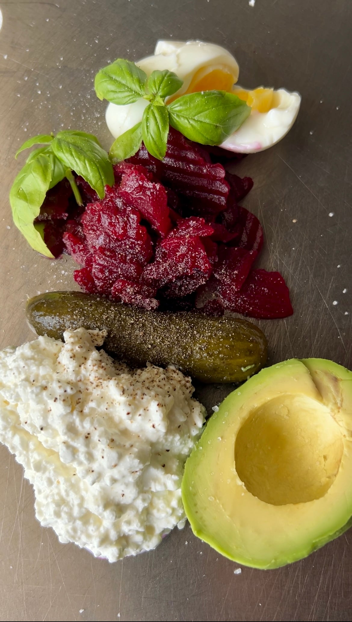 Herzhafter Frühstücks-Wrap mit Hüttenkäse