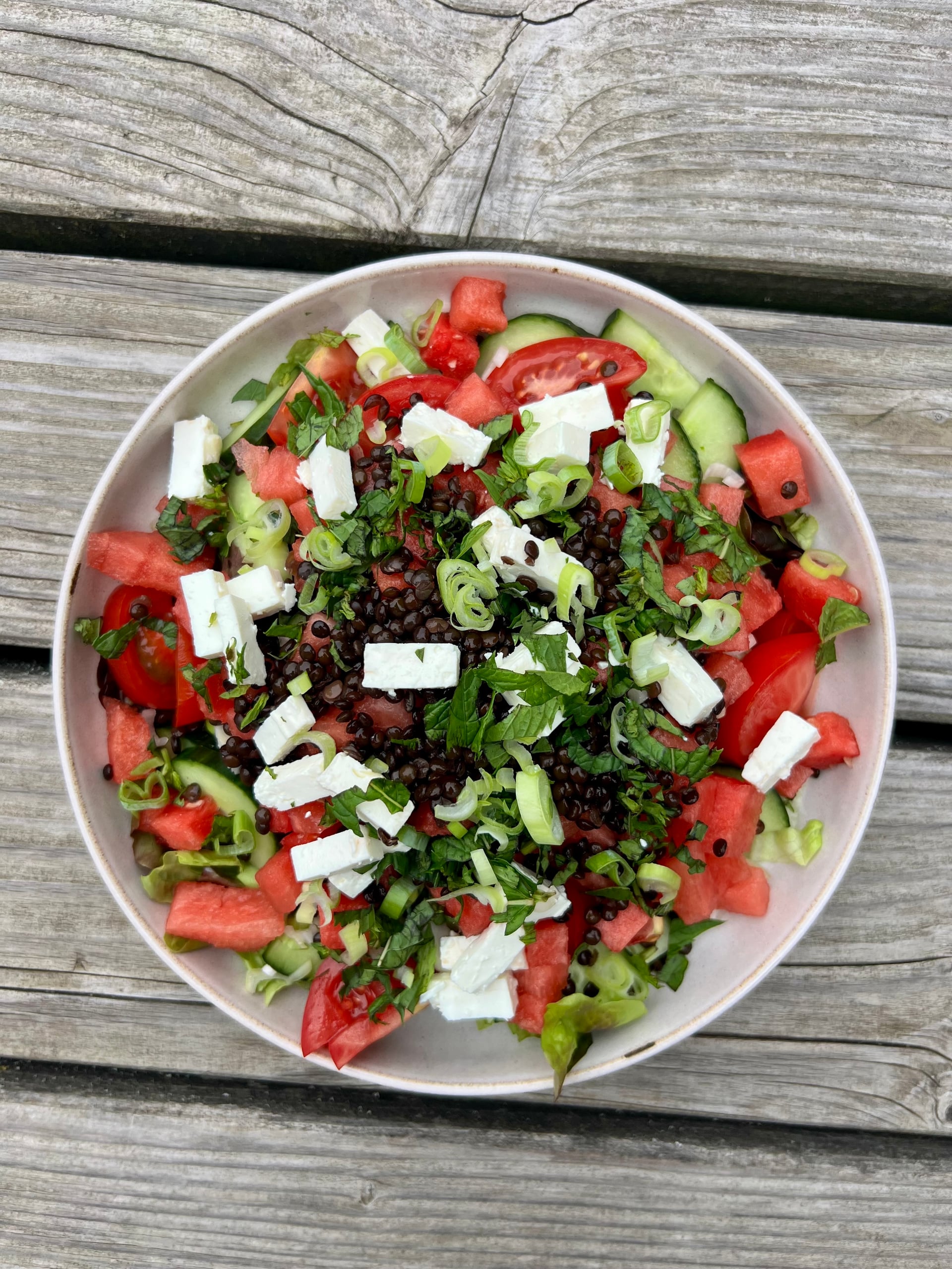Wassermelonen-Feta-Salat mit Belugalinsen