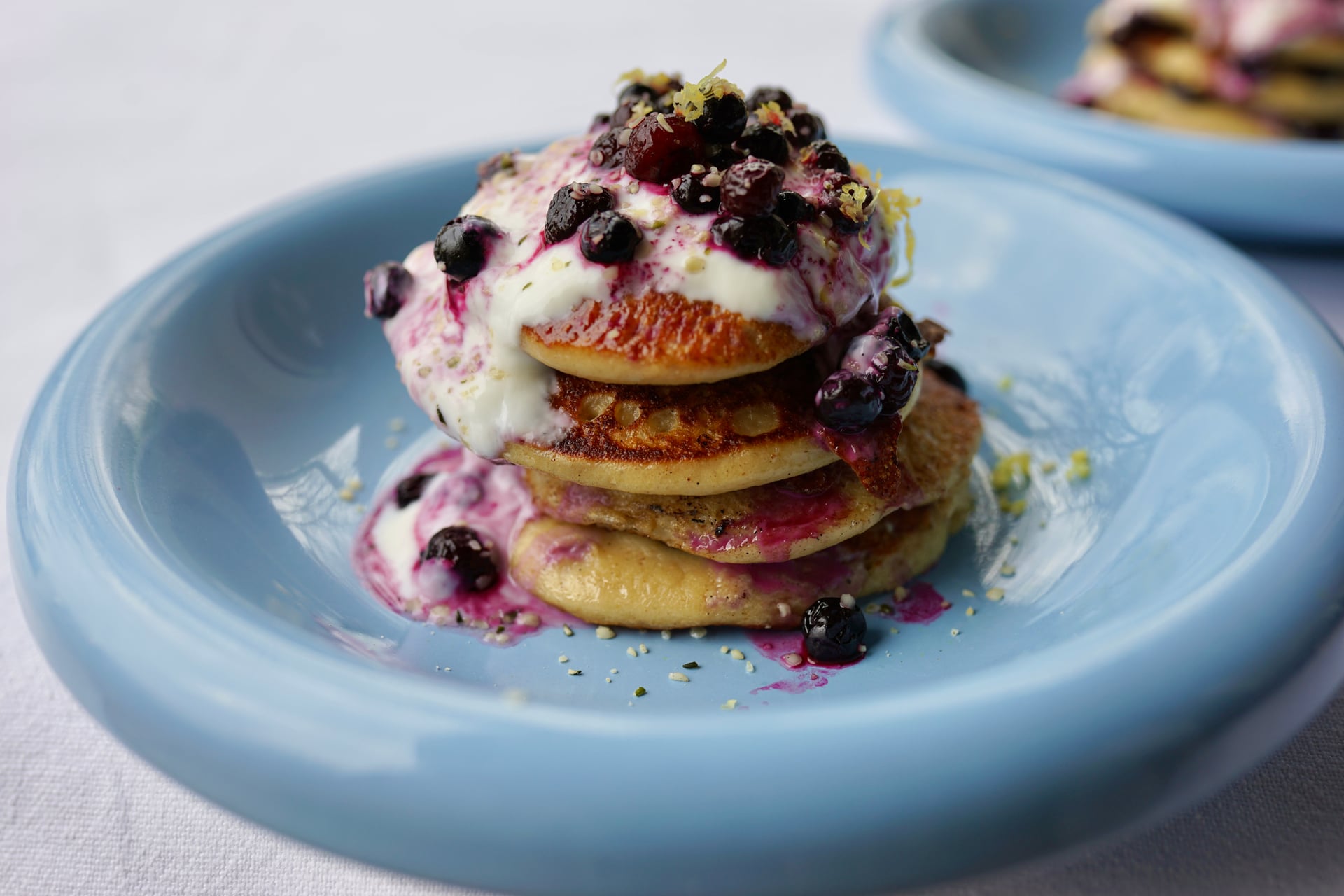 Zitronen-Blaubeer-Protein-Pancakes - Rezeptbild