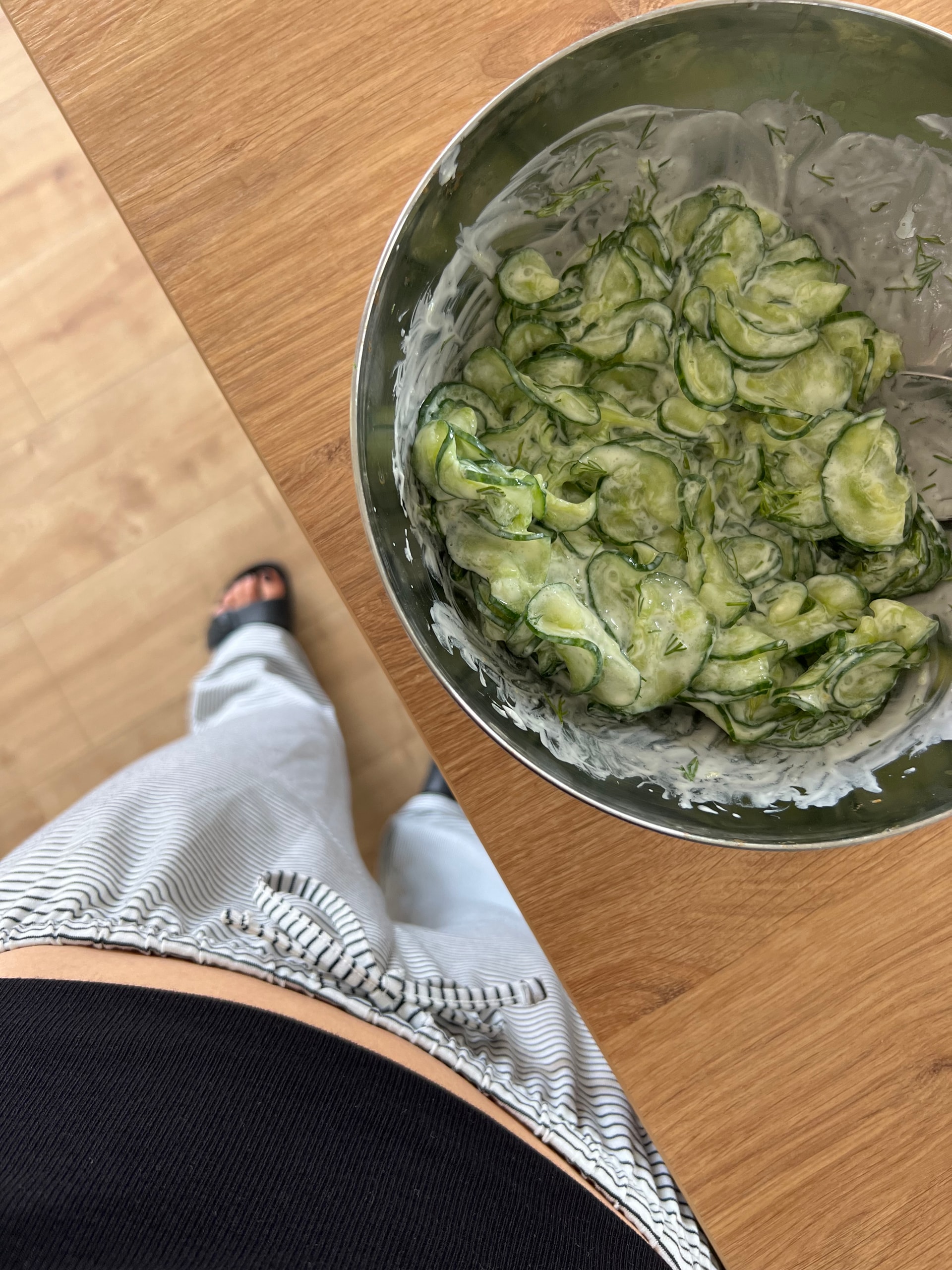Gurkensalat mit Joghurt und Dill